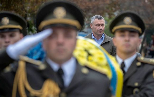 Кличко доручив виплатити матеріальну допомогу киянам до Дня захисників і захисниць: перелік категорій