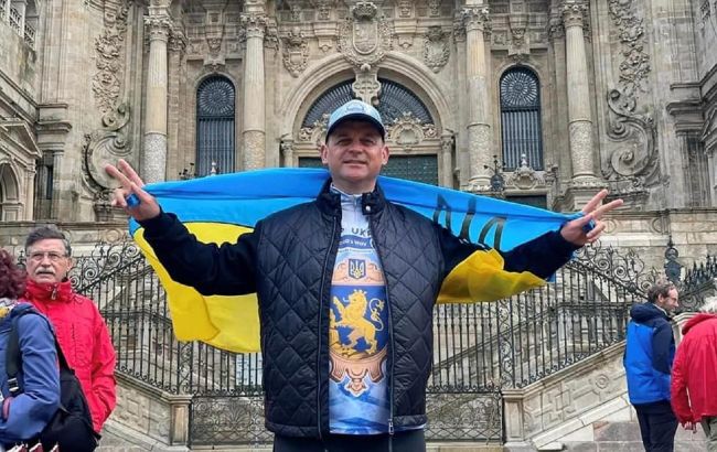 Українець подолав паломницький Шлях святого Якова, щоб зібрати гроші на лікування військових