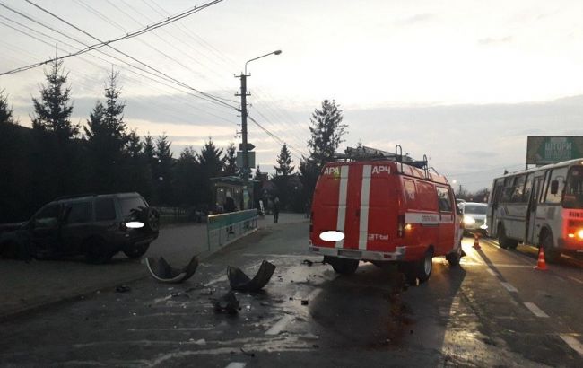 Под Ивано-Франковском автомобиль ГСЧС попал в аварию, есть пострадавшие