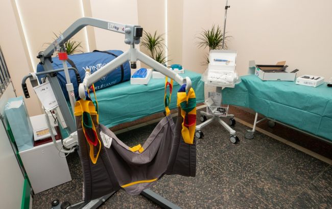 Латвия передаст Украине большой пакет медицинского оборудования