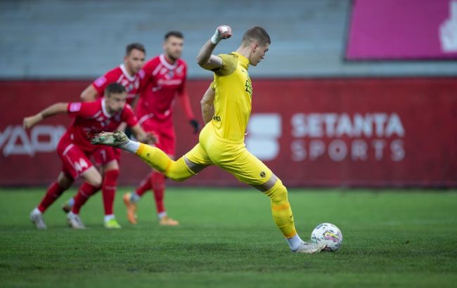 УПЛ роздала останні призи року: хто найкращі футболіст і тренер місяця