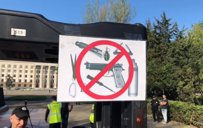 В Одесі посилено патрулювання і перекриті вулиці