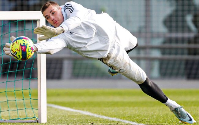 Лунин и "Реал" на грани разрыва: Анчелотти попросил найти другого, украинец недоволен