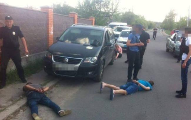 "Поел, попил, обокрал": в Киеве полиция поймала мужчину, угнавшего авто у своего приятеля