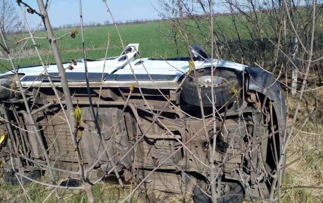 В Луганской области произошло ДТП, пострадали 9 человек