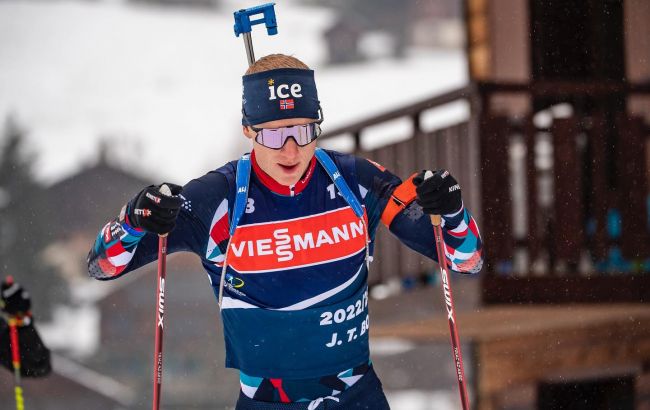 Йоханнес Бе выиграл спринт французского этапа Кубка мира по биатлону