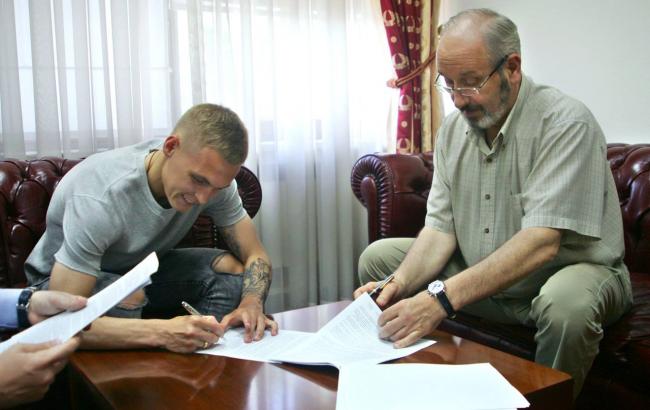 Буяльський продовжив контракт з "Динамо"