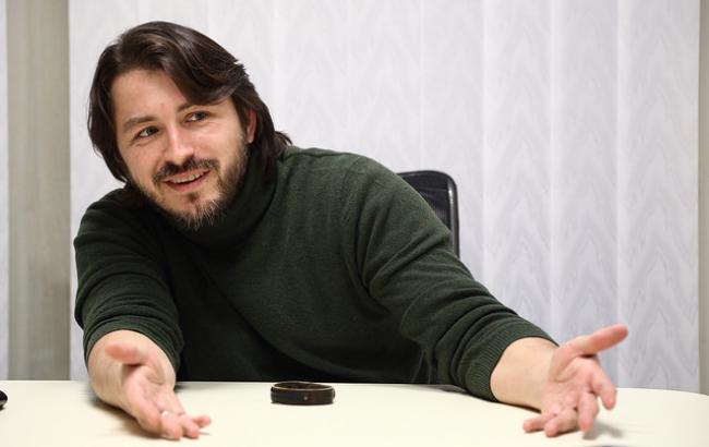 Сергей Притула отвел сына в школу и поздравил украинцев с Днем знаний