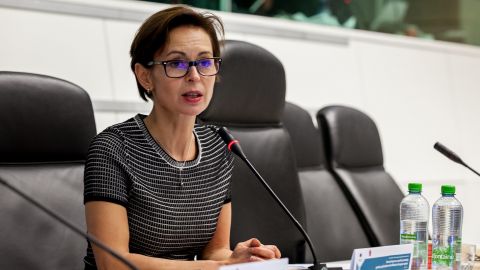 В Еврокомиссии заявили о начале третьей волны коронавируса в Европе