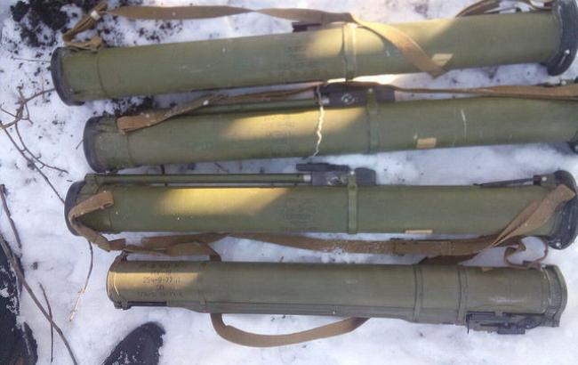 СБУ виявила дві схованки з боєприпасами в зоні АТО на Донбасі