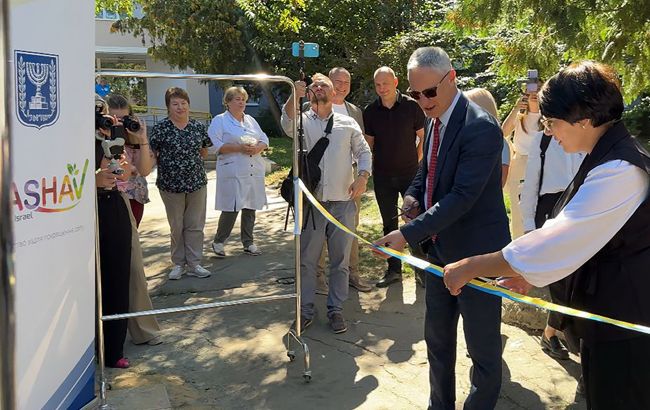 В Умані в лікарні встановили систему очищення води, яку передало посольство Ізраїлю
