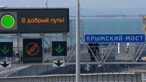 Крымский мост не спас: россияне массово бегут с полуострова