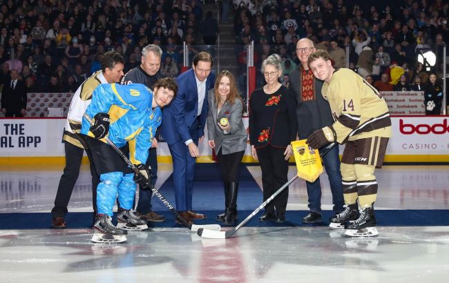 Студентська збірна України з хокею закрила турне Канадою розгромом "Манітоби"