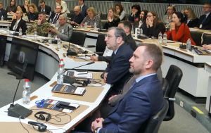 "Росія посилює гібридну війну проти ЄС". ГУР у Брюсселі озвучили нові методи Кремля