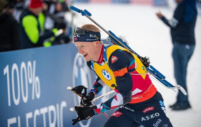Йоханнес Бе выиграл индивидуальную гонку на старте этапа Кубка мира по биатлону в Германии