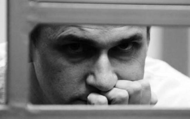 "Больно и страшно": известный журналист отреагировал на голодовку Сенцова