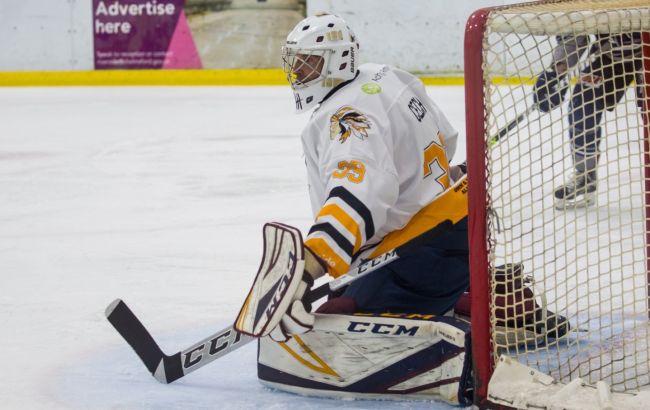 Легенда АПЛ продолжил карьеру в хоккее в третьей команде