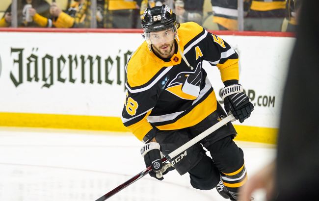 Оборонець "Піттсбурга" з дублем шайб і асистів став головною зіркою вечора НХЛ: відео
