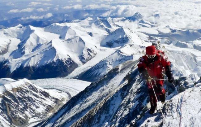 На Эвересте погибли пятеро альпинистов