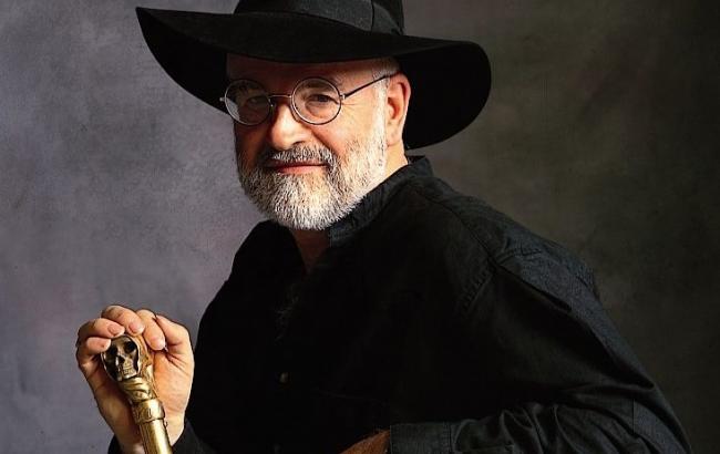 Помер письменник Террі Пратчетт