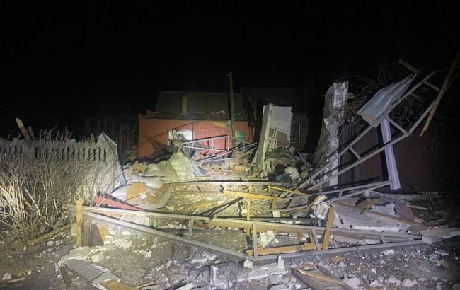 Оккупанты ночью нанесли удар из артиллерии по Никополю: есть жертва