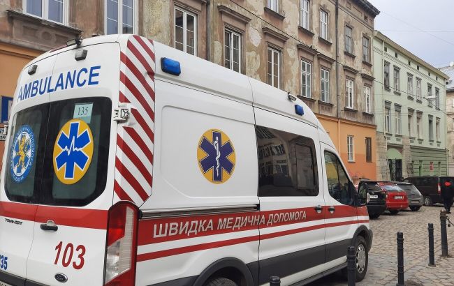 Скаржилась на зубний біль: у Львові медики екстренно врятували жінку з інфарктом