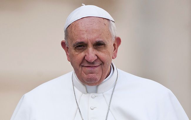 Коронавірус? Папа Франциск захворів після зустрічі з парафіянами