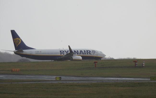 Посадка літака Ryanair в Білорусі: про бомбу повідомили Мінські диспетчери