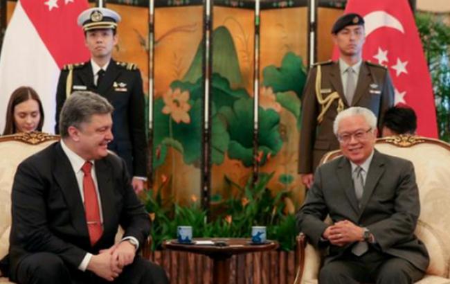 Порошенко провел встречу с Президентом Сингапура