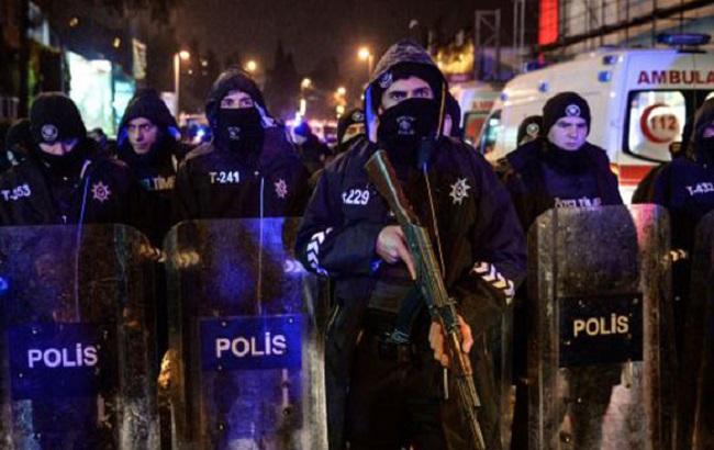 Нападение в Стамбуле: турецкая полиция задержала 8 подозреваемых