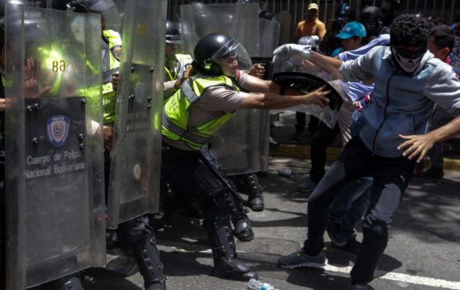 В Венесуэле погибли двое протестующих
