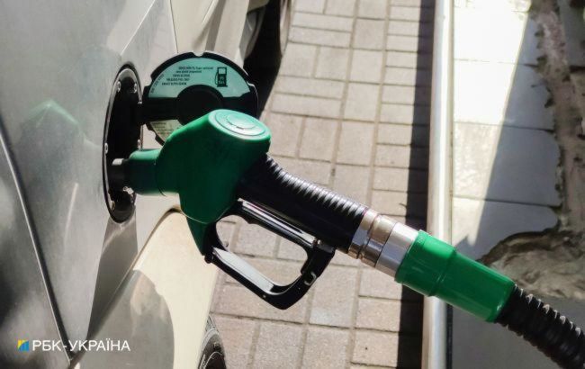 Минэкономики обязало АЗС снизить цены на бензин на 1,15 грн/л по формуле "Роттердам+"