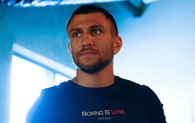 Шварценеггер проведал Ломаченко после операции (видео)