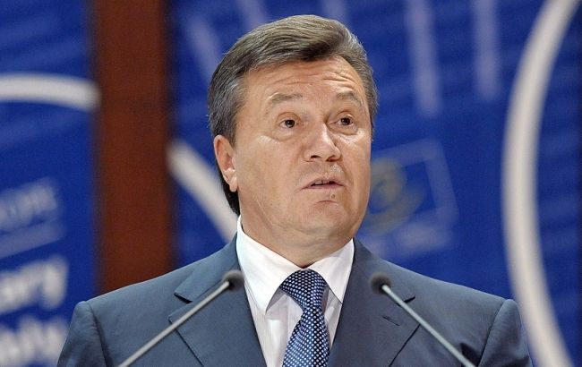 Вместо Януковича на допрос в ГПУ пришел его адвокат