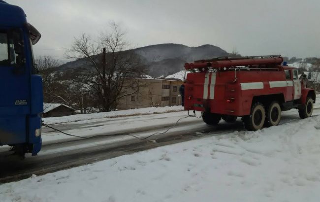 Негода в Україні: рух транспорту у Закарпатській області повністю відновлено