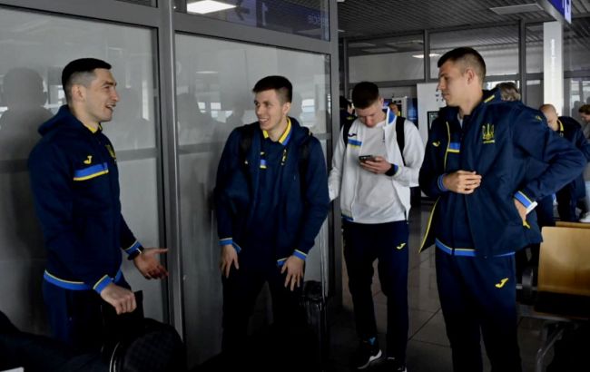 Англія – Україна: "синьо-жовті" полетіли на стартовий матч відбору до Євро-2024