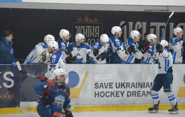 "Сокол" возобновил тренировки в Киеве: фото