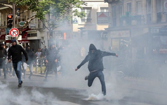 У Франції близько 400 тис. осіб протестували проти трудової реформи