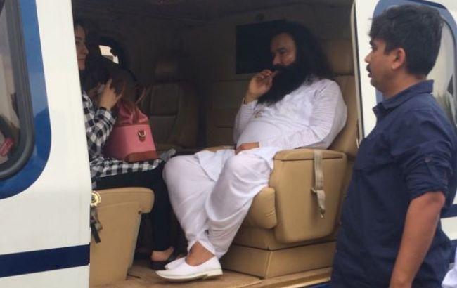 В Индии главу многомилионной секты приговорили к 10 годам заключения