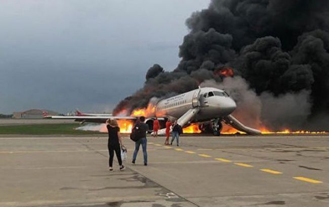 Названа основна версія аварії літака в Шереметьєво