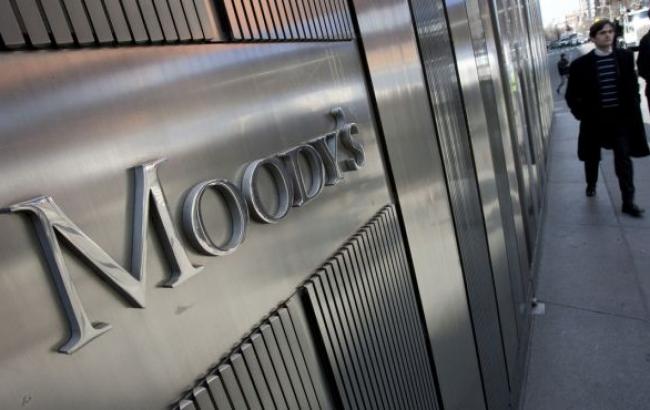 Moody's заявляет о возросшем риске дефолта Украины