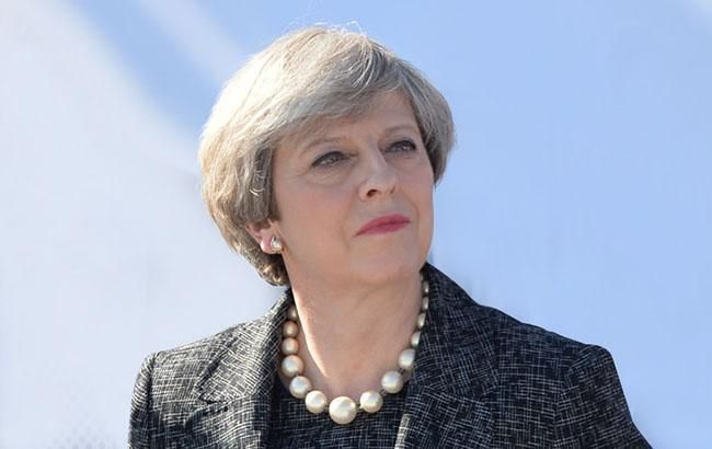 Старші міністри уряду Британії хочуть відставки Мей, - The Guardian