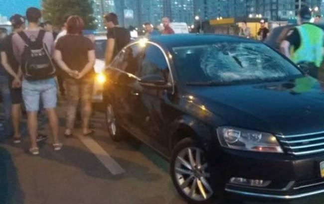 В Киеве автомобиль сбил ребенка