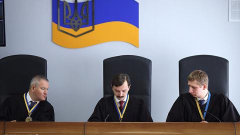 Охранник Януковича рассказал, как изменил присяге и сбежал вместе с экс-президентом