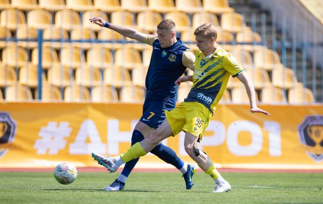 "Дніпро-1" в доданий час дотиснув "Рух" і зберіг чемпіонську інтригу в УПЛ