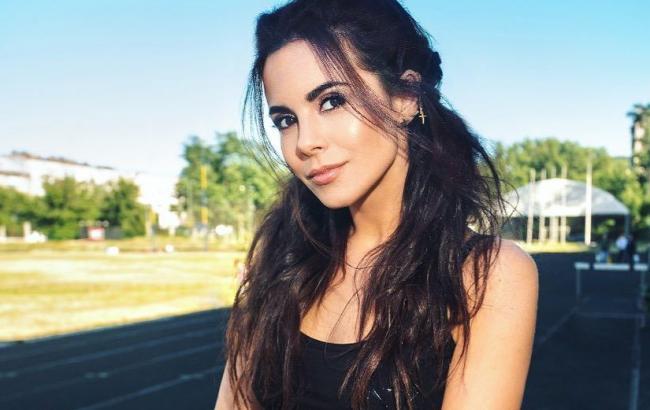"Все краще відразу": Каменських сколихнула мережу відвертим вбранням