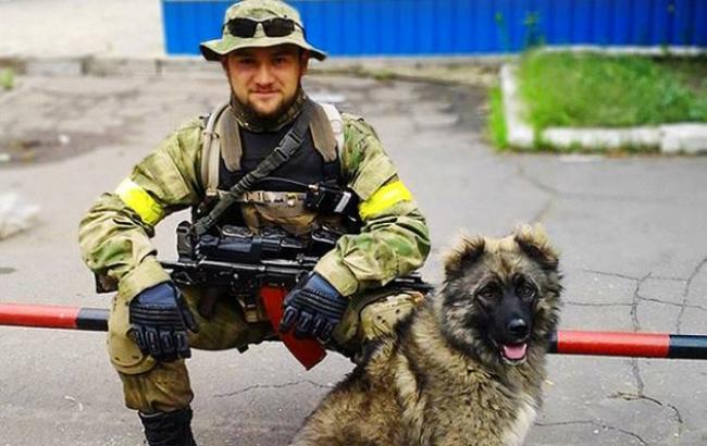 "Виносив поранених у безпечне місце": Порошенко привітав Героя України з днем народженя