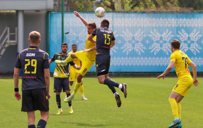 "Металлист 1925" вдесятером удержал ничью с "Рухом" в Премьер-лиге