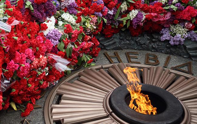 У Львові вандали осквернили могили воїнам другої Світової війни