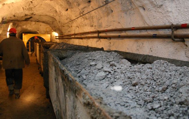 Руководство Гоструда санкционирует опасные "эксперименты" на шахтах, - журналист